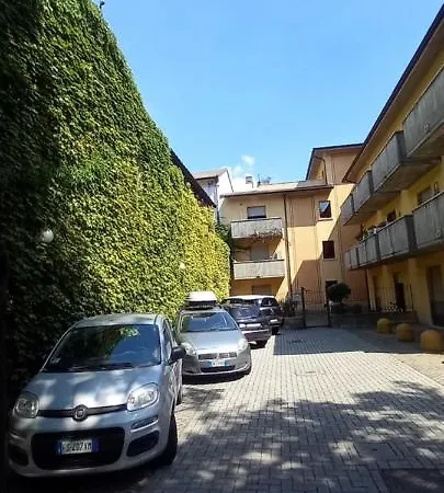 Incantevole Completo Con Parcheggio Apartment Brescia